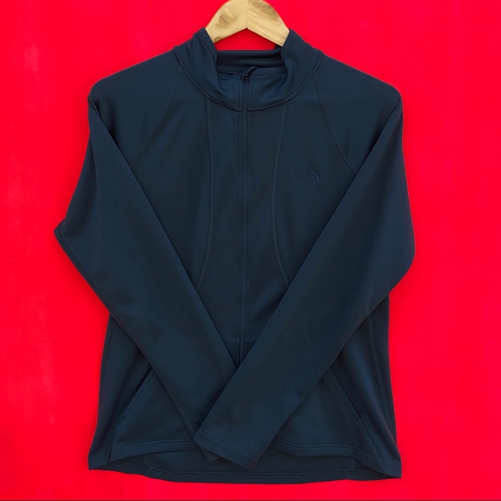 North face sweater